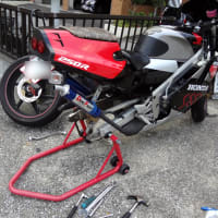 NSR250R (MC18) リアホイール17インチ化&タイヤ+ホイール NSR250R (MC18) リアホイール17インチ化&タイヤ+ホイール