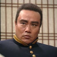 両雄対決