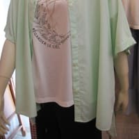 夏のゆるシャツ