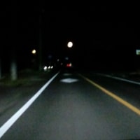 つっきがぁ～でた～でたぁ～