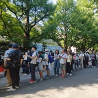秩父宮ラグビーでチラシ配り