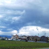静岡県で竜巻が起きた件で。