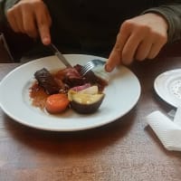 掛川のフランス料理店で昼食して来ました。