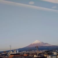 新幹線からの冬の富士