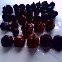 初物黒ニンニクは塗って食べる
