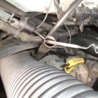 ２００１年　ダッジバン　車検整備　ヘッドライト車検受かりません！