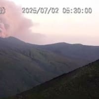 新燃岳、7年ぶり噴火