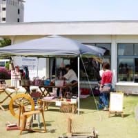 明日は　竹島御座の市の日