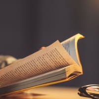 宮崎秀朗さんから学ぶ「読書」という最強の習慣☆魅力的な人が集まる自分になるために