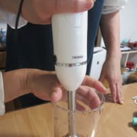 カラシナのタネをすり潰した
