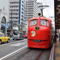 ハローキティ新幹線と岡山路面電車