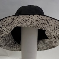 「帯と着物で作るモノトーンの帽子」