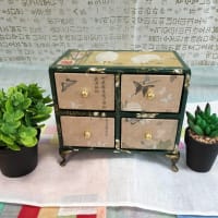 24年6月1日～2日：韓紙工芸展示即売会/TAMOA韓国語教室にて（４６）緑のミニ箪笥