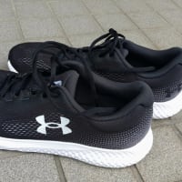 ニューランニングシューズ