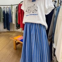 KELEN  アシメトリーデザインギャザードレスと本日のディスプレイ