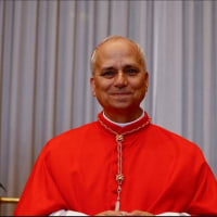 ローマ教皇にプレボスト氏、初の米国出身　「レオ14世」名乗る