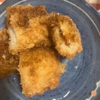 つまは今日は美容院へ、私はやっと朝寝て