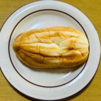 菓子パン大好き→キンキパン「元祖メロンパン(白あんレモン🍋)」初購入(o^^o)