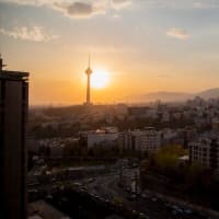 イスラエル　イランの核開発計画の中核を標的に攻撃開始