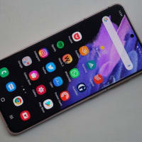 サムスンギャラクシーS22電話はユーザーがどこに期待していますか？