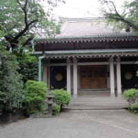 日暮里から西日暮里至る諏訪台通り沿いにある真言宗豊山派（養福寺）のお寺です。
