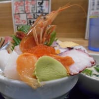 鎌倉市　魚福　海鮮丼大盛り