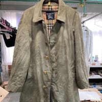 クリーニングの仕事もしてます。(笑)今回はコートに付いた血液の除去です。