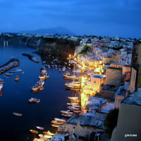 心ふるえる風景　南イタリア編⑬　訪れる夜　地中海の島は静寂の中で眠りに就く