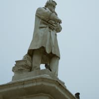 ニッコロ・トンマゼーオ像