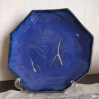 青結晶の八角皿