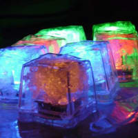 パーティーグッズファンタジー 光る氷キューブ 