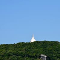 2025.07.12(土)AM07:08の藻岩山・平和祈念塔・手稲山・三角山・円山