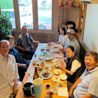       仲良し、７人　での、金曜会　です。
