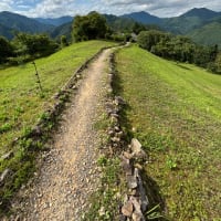 熊野古道にある果無集落の注意書き