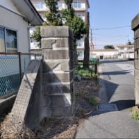 柏　陸軍東部第105部隊　柏飛行場の門柱