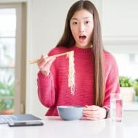 食べるたびに老ける？　肌を劣化させる8つの食品