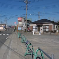 １月の寒川神社：寒川神社境内から参道を歩いてＪＲ相模線宮山駅へ　ＰＡＲＴ１