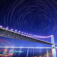 明石海峡大橋：星の軌跡