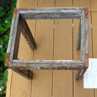 板で作る椅子を作った