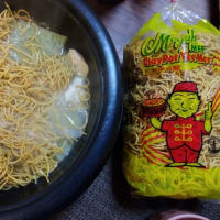 伊麺　Yee Mee　イーミー