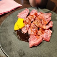 焼肉きん肉屋に舌鼓
