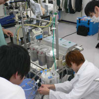 ３年生　体外循環装置実習