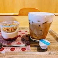 COSTA COFFEE L.Biz日本橋店でフラットホワイト☕