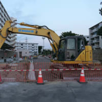 8月4日、工事現場と空～♪