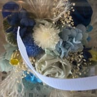 お花を受け取りに　・・・ recieving beautiful preserved flowers