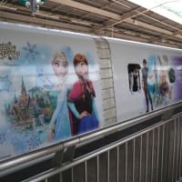 ドクターイエロー in 静岡県　２（熱海駅のディズニー新幹線）