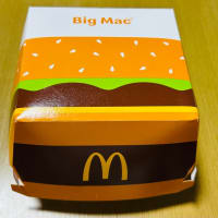 チートデイ→夜マックに久々「ビッグマック」食べた〜(o^^o)