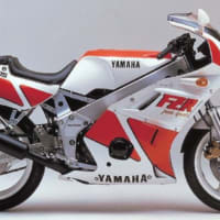 バイク履歴書⑤ YAMAHA FZR400