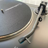 リフォーム４　ボードとオーディオ、とさよならソファー