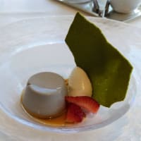 レストラン「ミクニ」